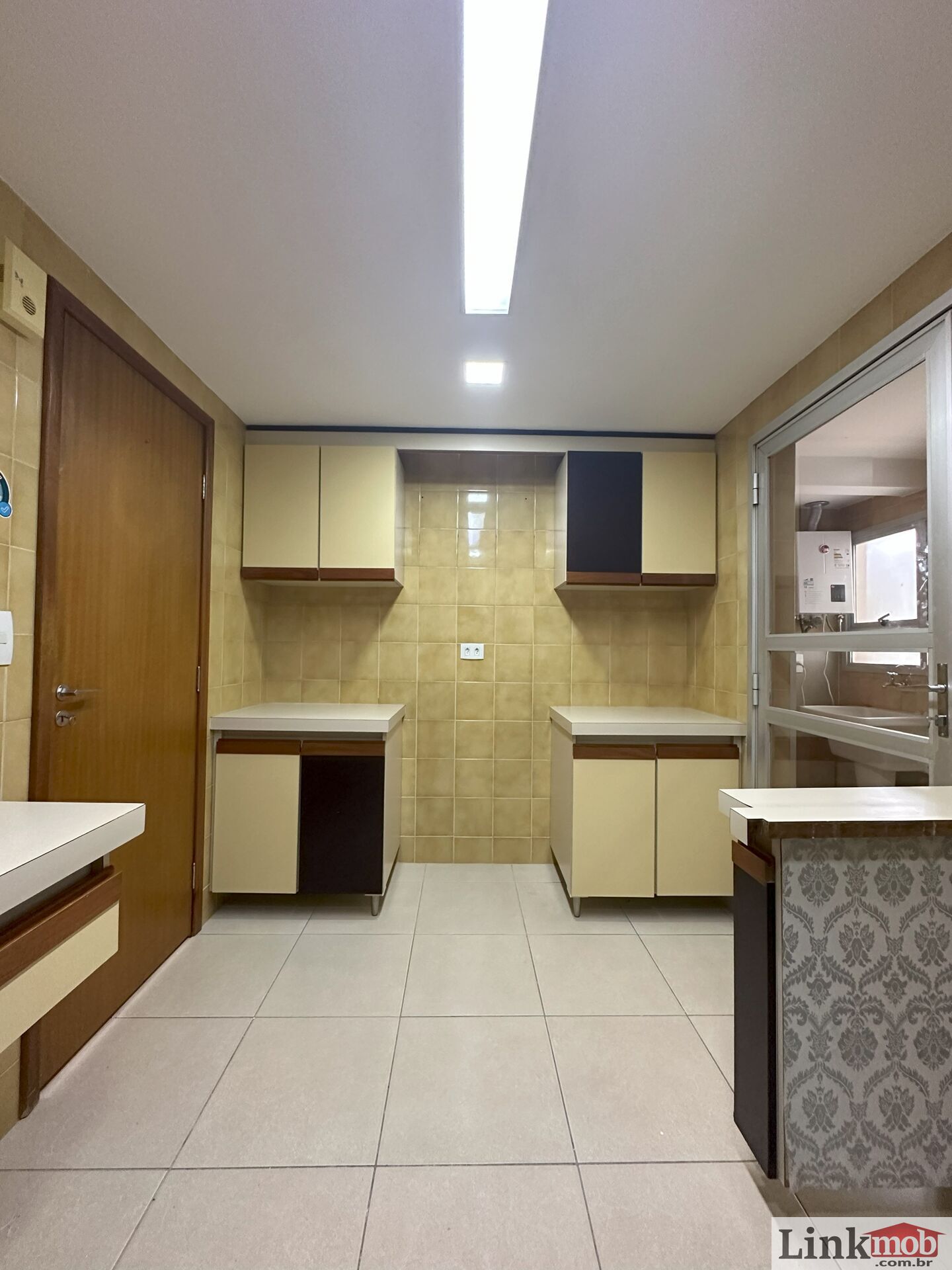 Apartamento para alugar com 3 quartos, 91m² - Foto 15