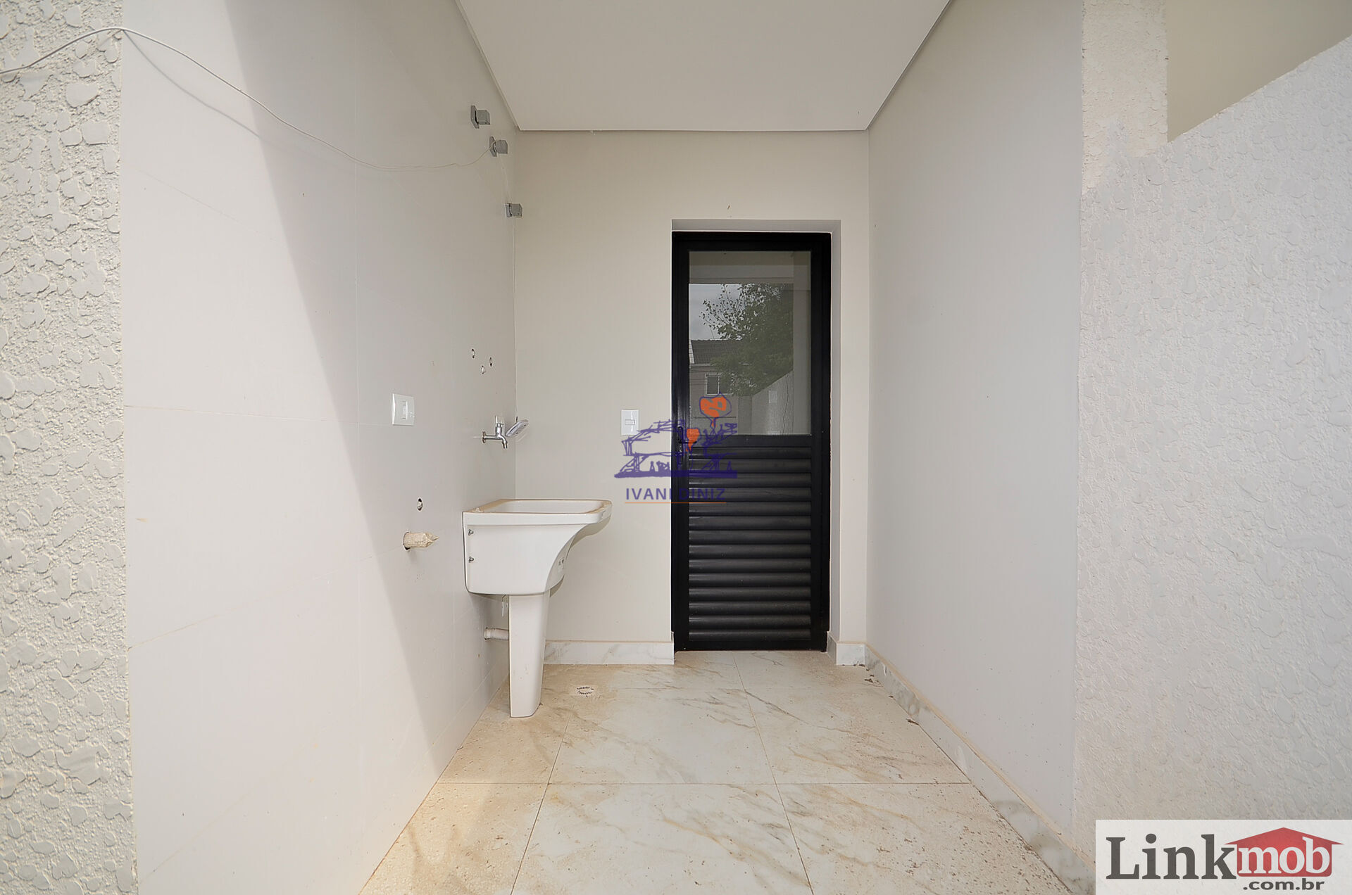 Casa à venda com 3 quartos, 126m² - Foto 7