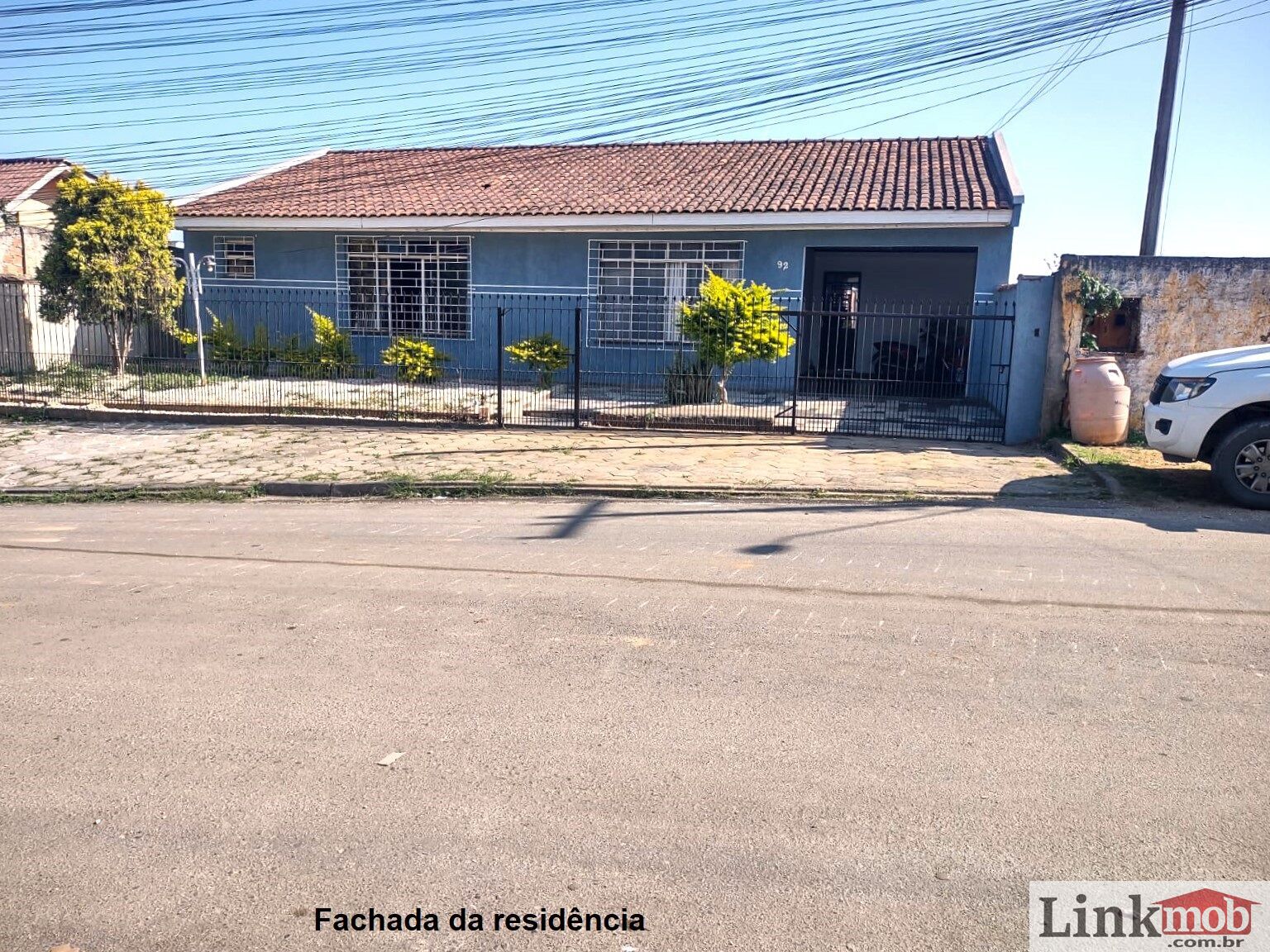 Casa à venda com 2 quartos, 350m² - Foto 1