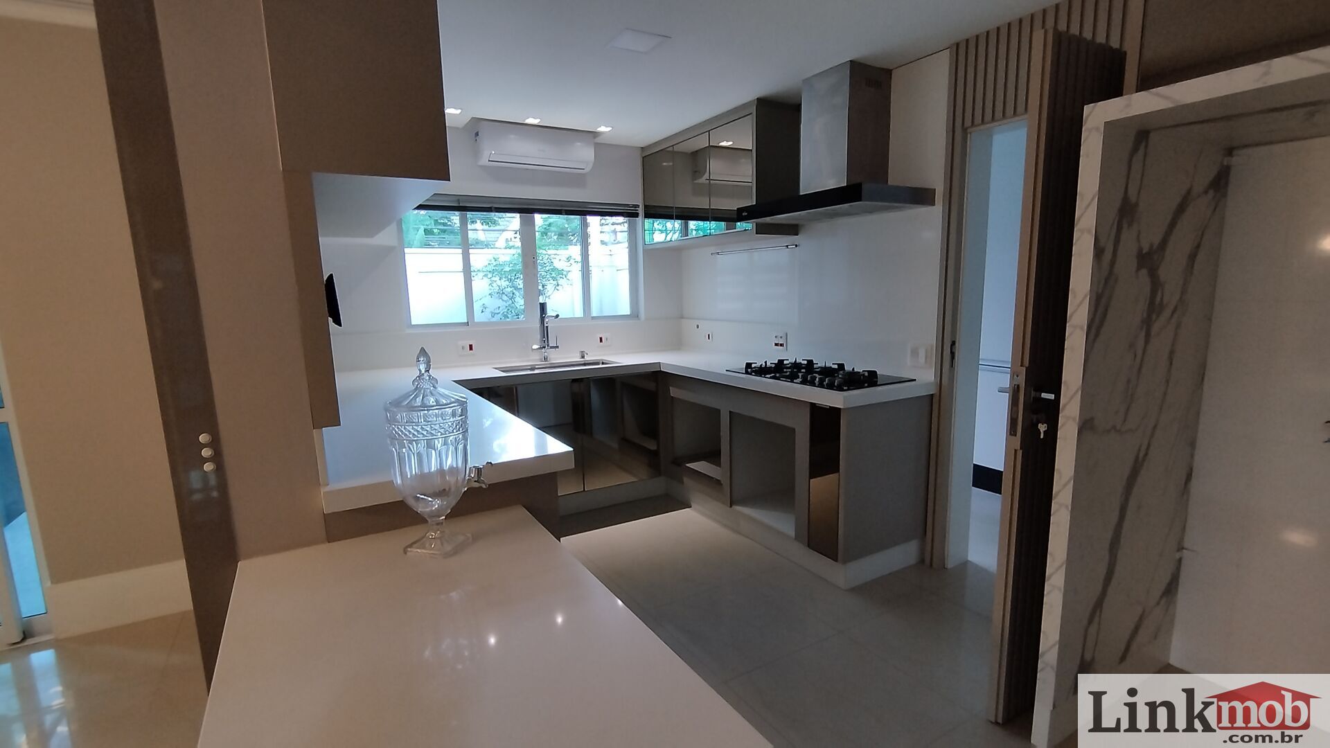 Sobrado à venda com 4 quartos, 345m² - Foto 8