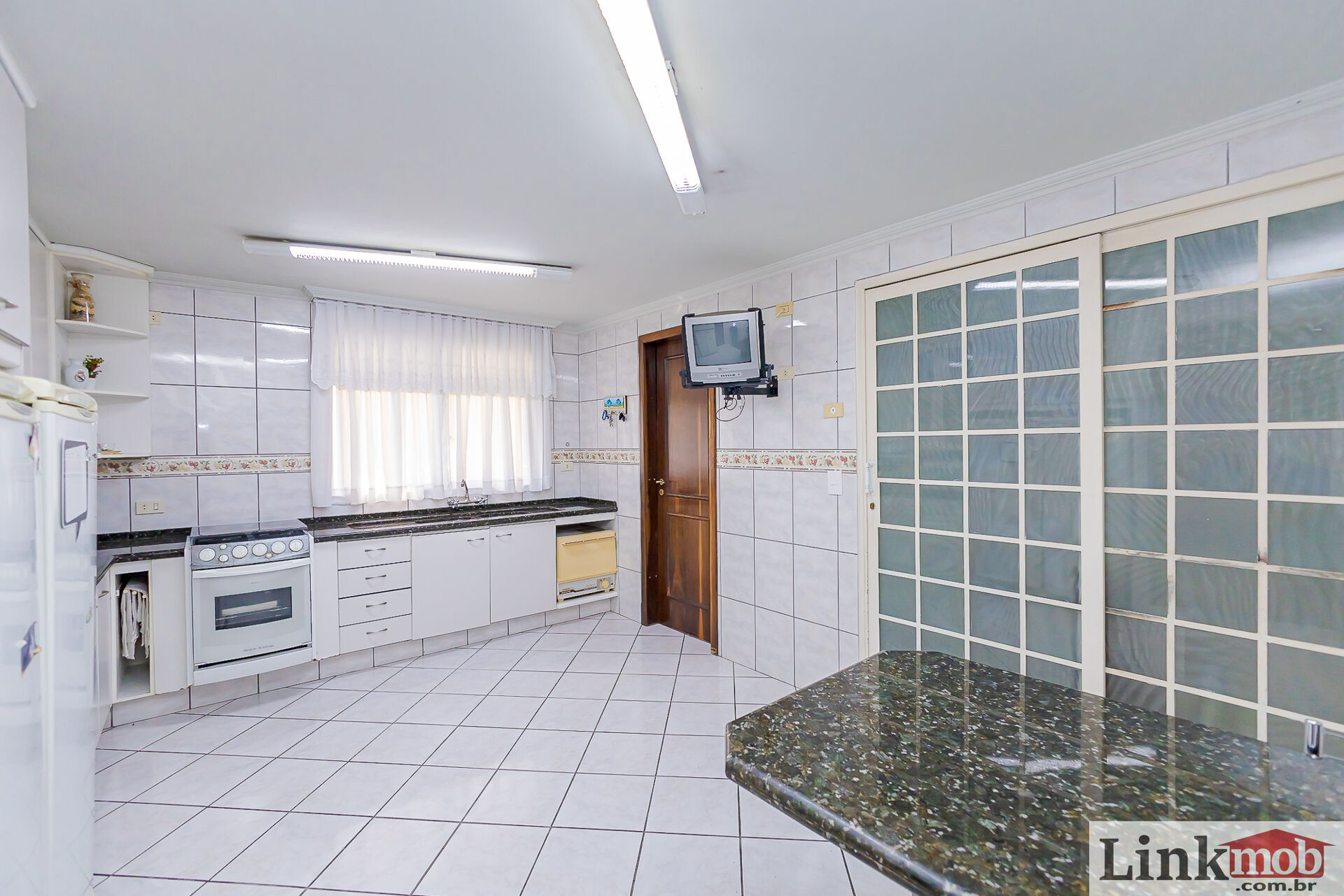 Sobrado à venda com 3 quartos, 271m² - Foto 26