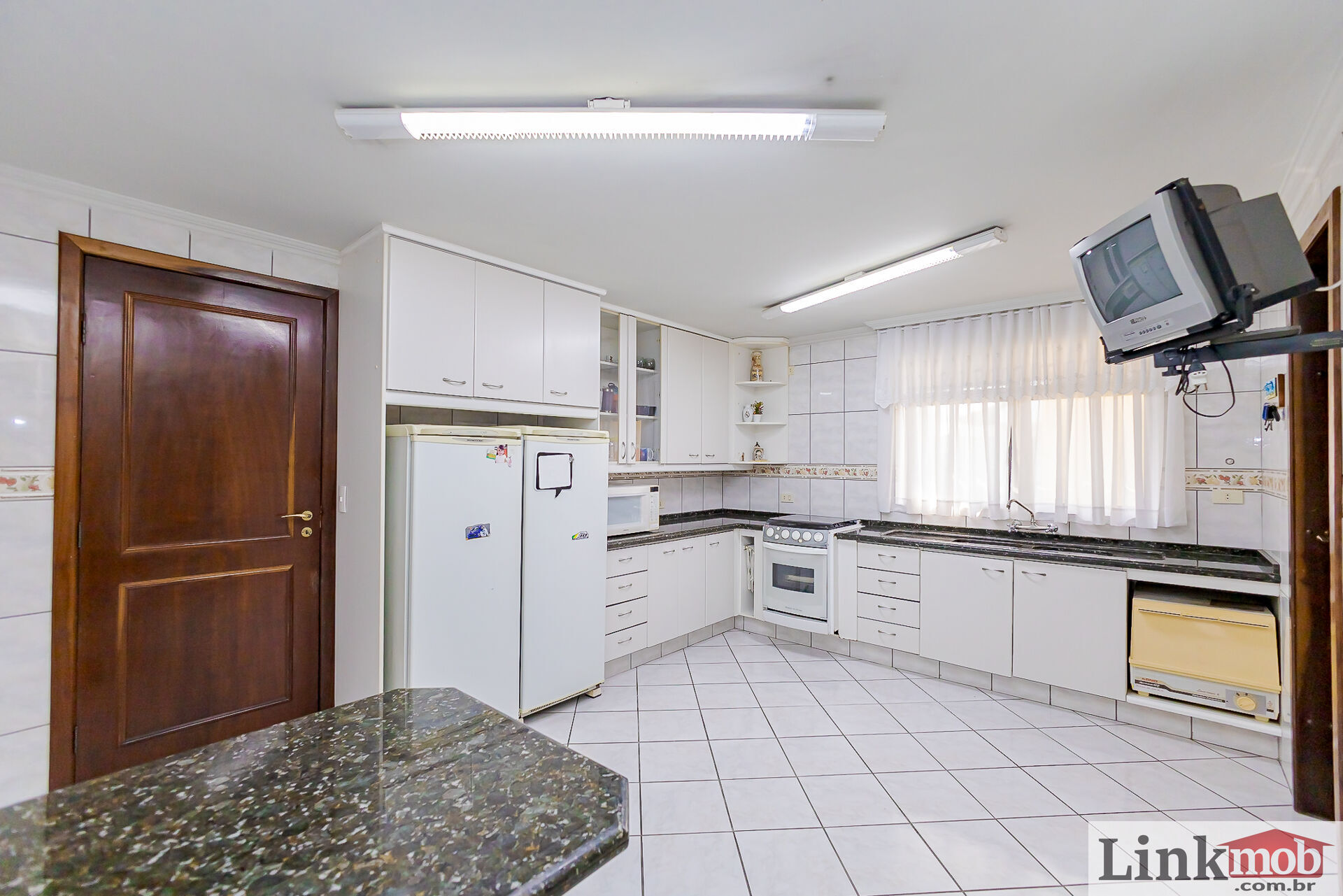 Sobrado à venda com 3 quartos, 271m² - Foto 24