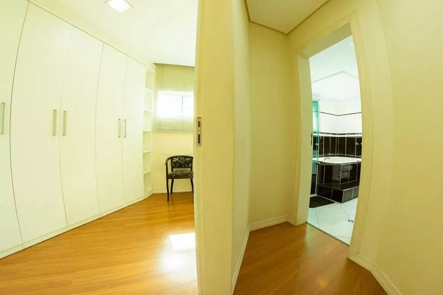 Casa à venda com 3 quartos, 298m² - Foto 19