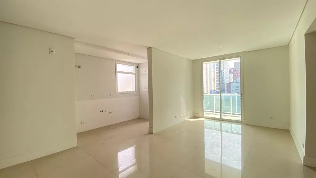 Apartamento à venda com 3 quartos, 95m² - Foto 12