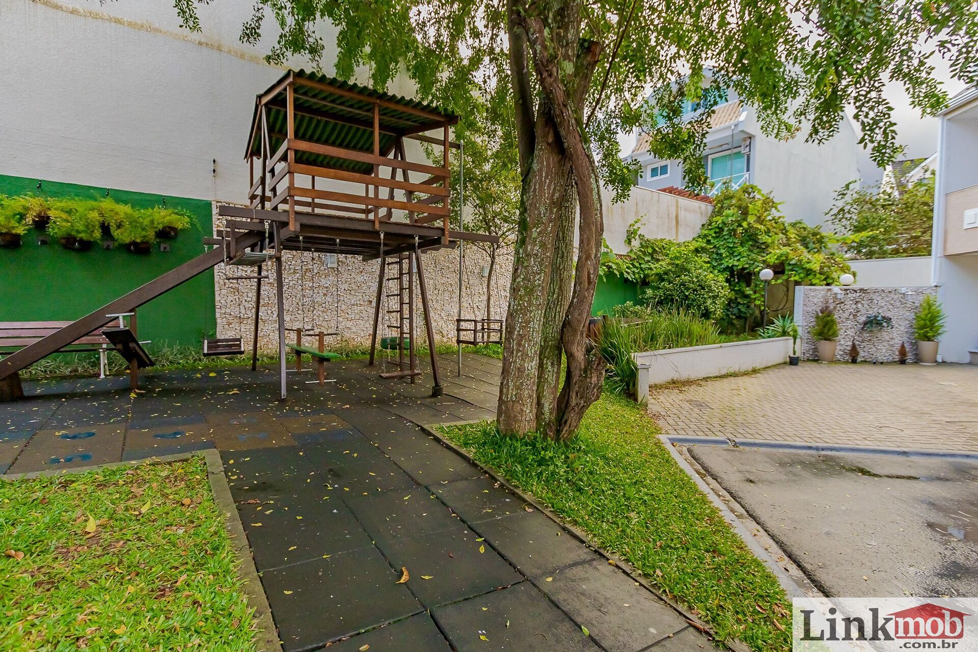 Sobrado à venda com 4 quartos, 200m² - Foto 36