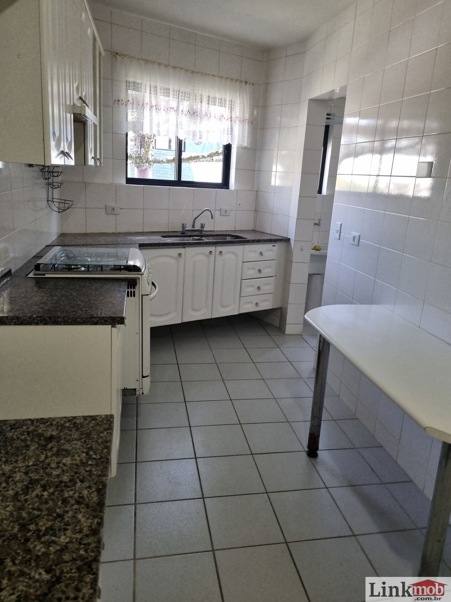 Apartamento à venda com 3 quartos, 98m² - Foto 18