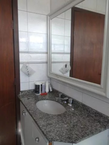 Casa à venda com 4 quartos, 271m² - Foto 27