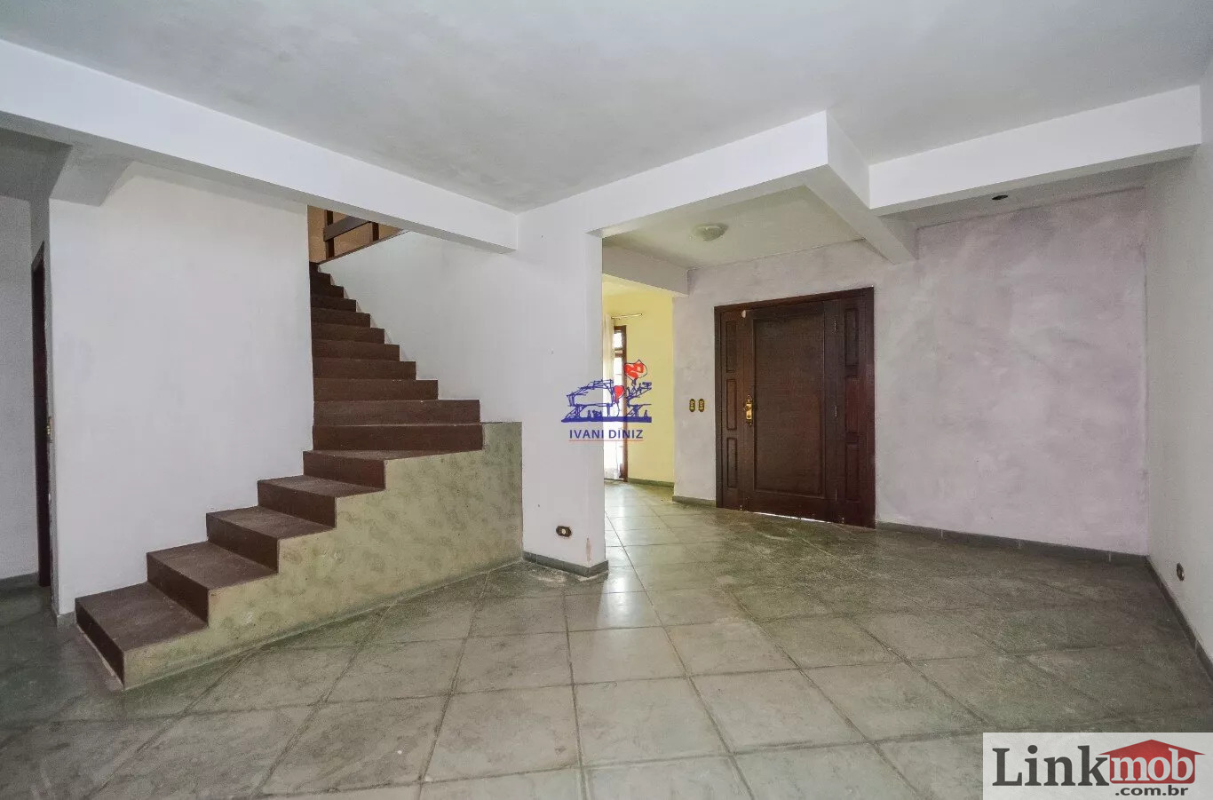 Casa à venda com 4 quartos, 200m² - Foto 9