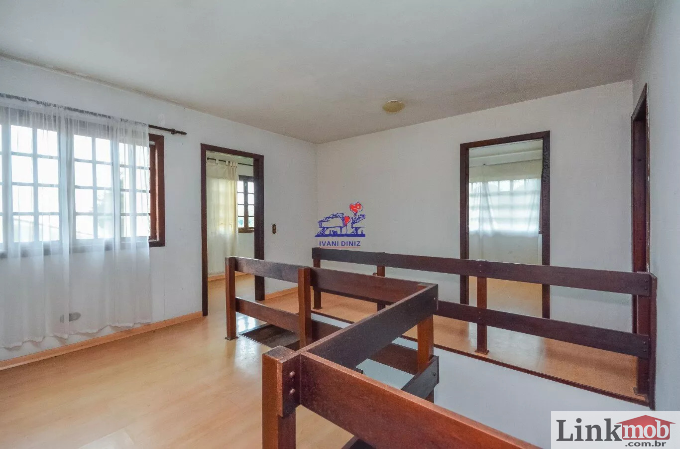 Casa à venda com 4 quartos, 200m² - Foto 31