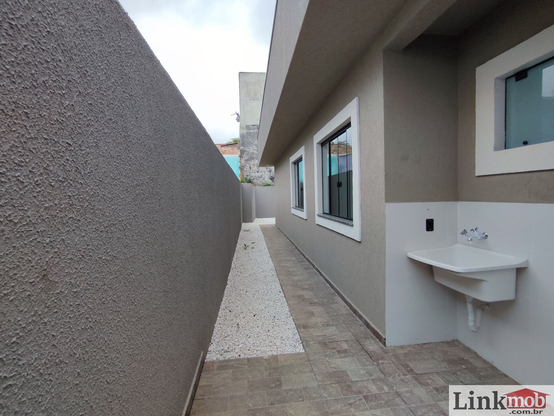 Casa à venda com 3 quartos, 82m² - Foto 8