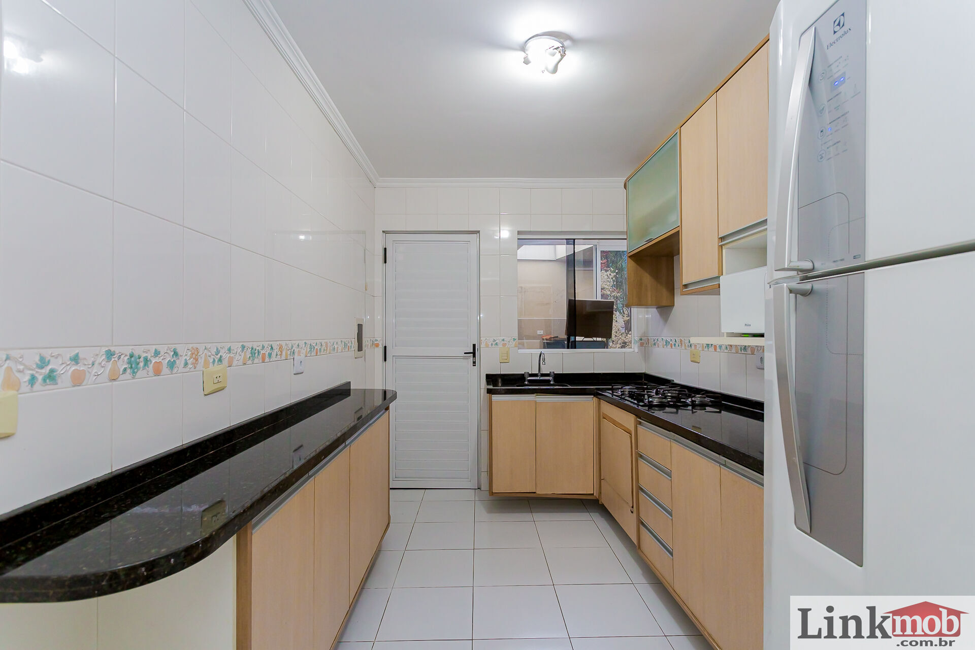 Sobrado à venda com 3 quartos, 200m² - Foto 11