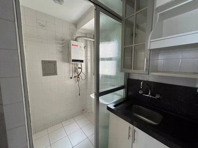 Apartamento à venda com 3 quartos, 61m² - Foto 6