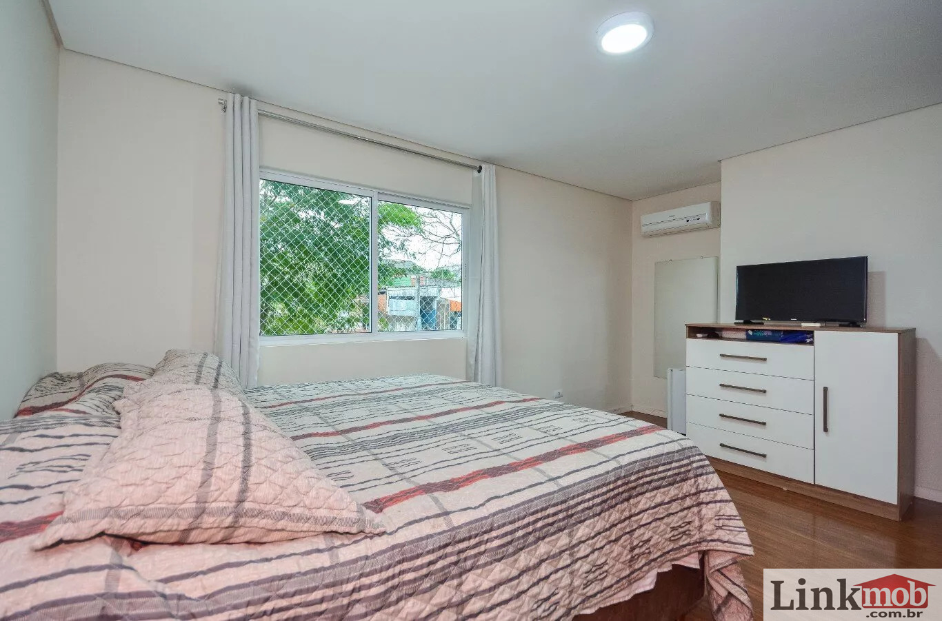 Casa à venda com 3 quartos, 161m² - Foto 14