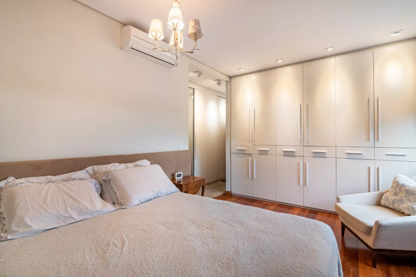 Apartamento à venda com 3 quartos, 302m² - Foto 16