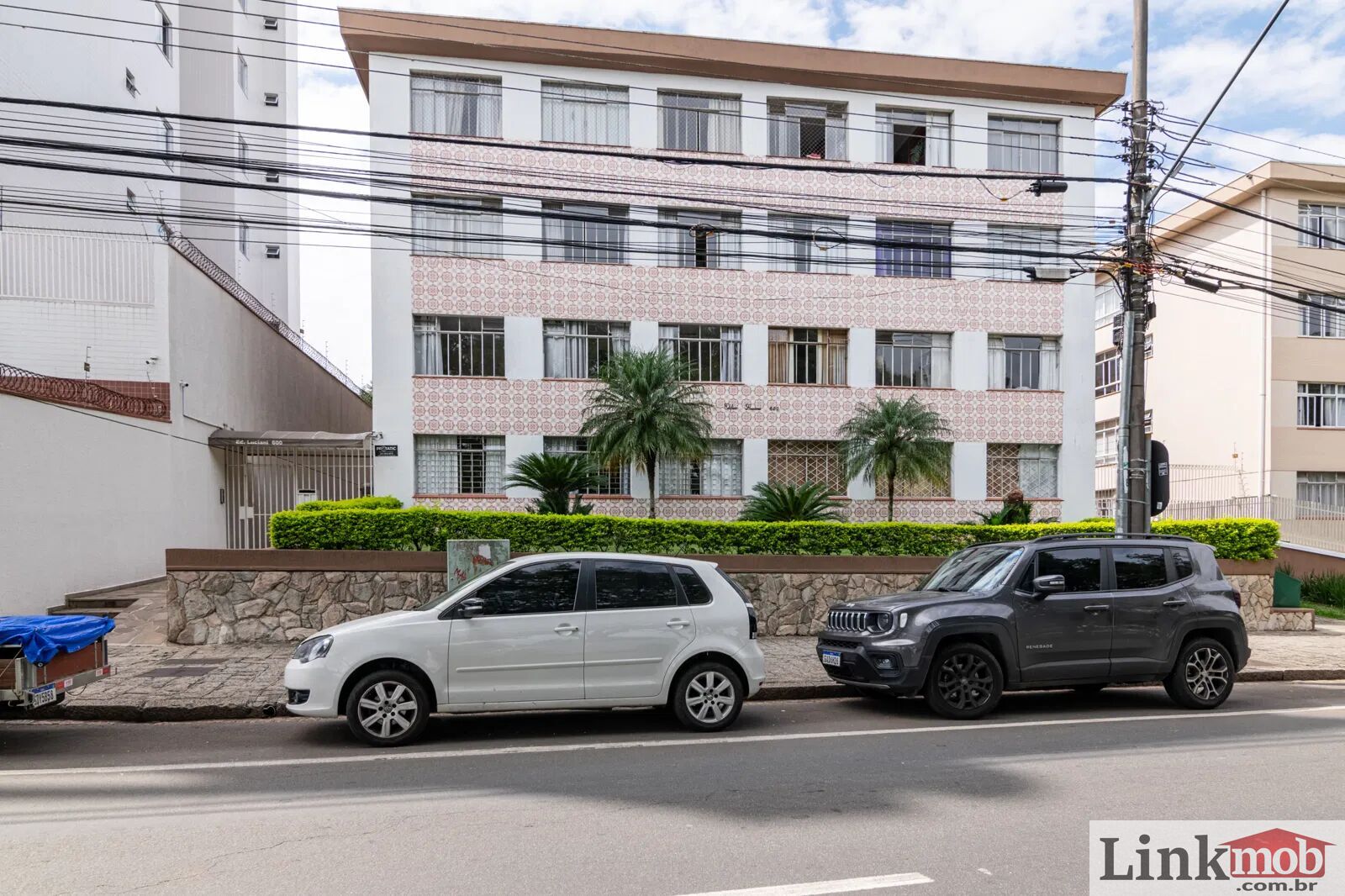 Apartamento à venda com 3 quartos, 115m² - Foto 1