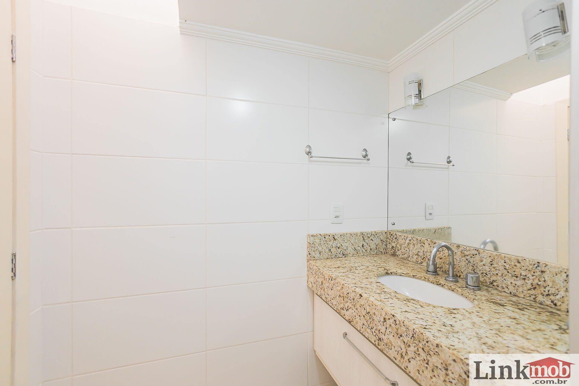 Sobrado à venda com 3 quartos, 196m² - Foto 48