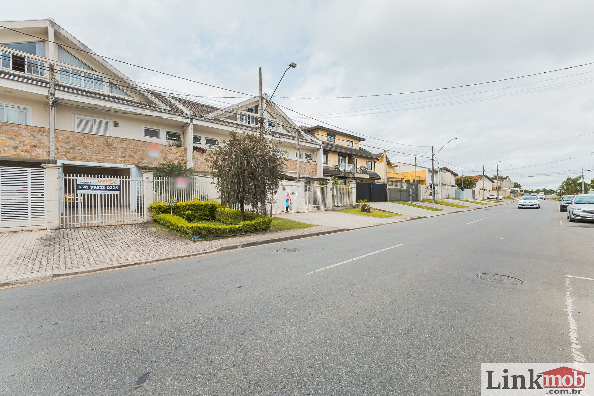 Sobrado à venda com 3 quartos, 196m² - Foto 1