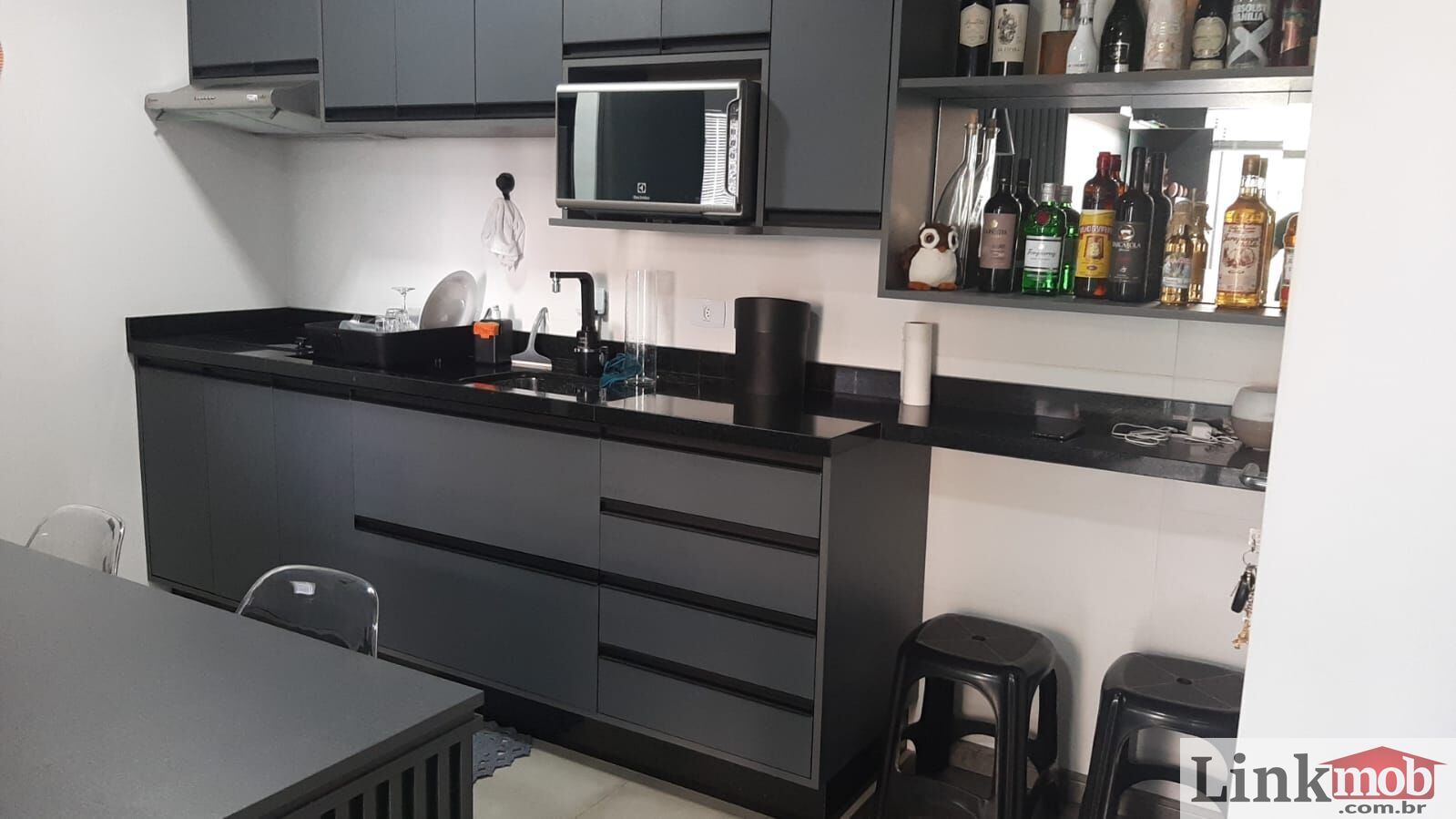 Apartamento à venda com 1 quarto, 33m² - Foto 11