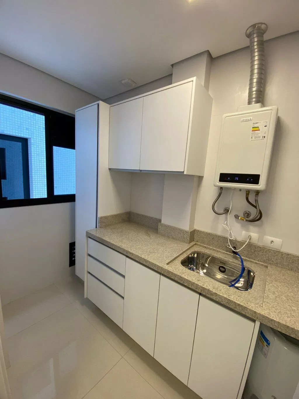 Apartamento à venda com 3 quartos, 172m² - Foto 12