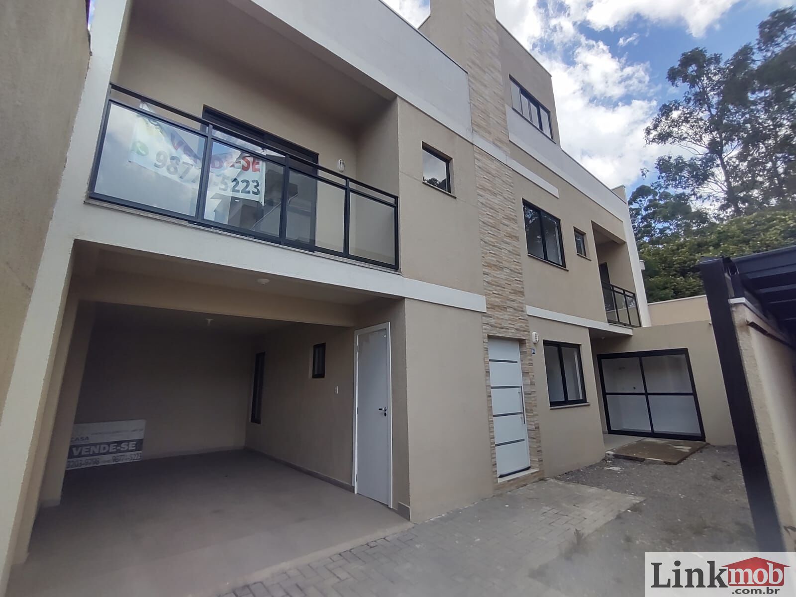 Casa de Condomínio à venda com 3 quartos, 172m² - Foto 1