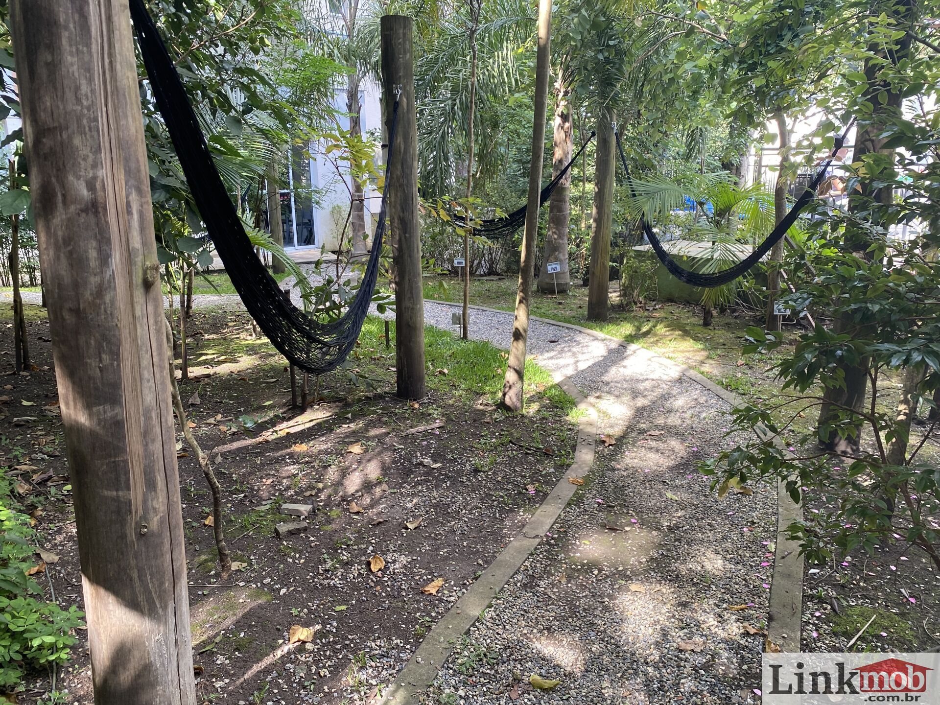 Apartamento à venda com 2 quartos, 72m² - Foto 32