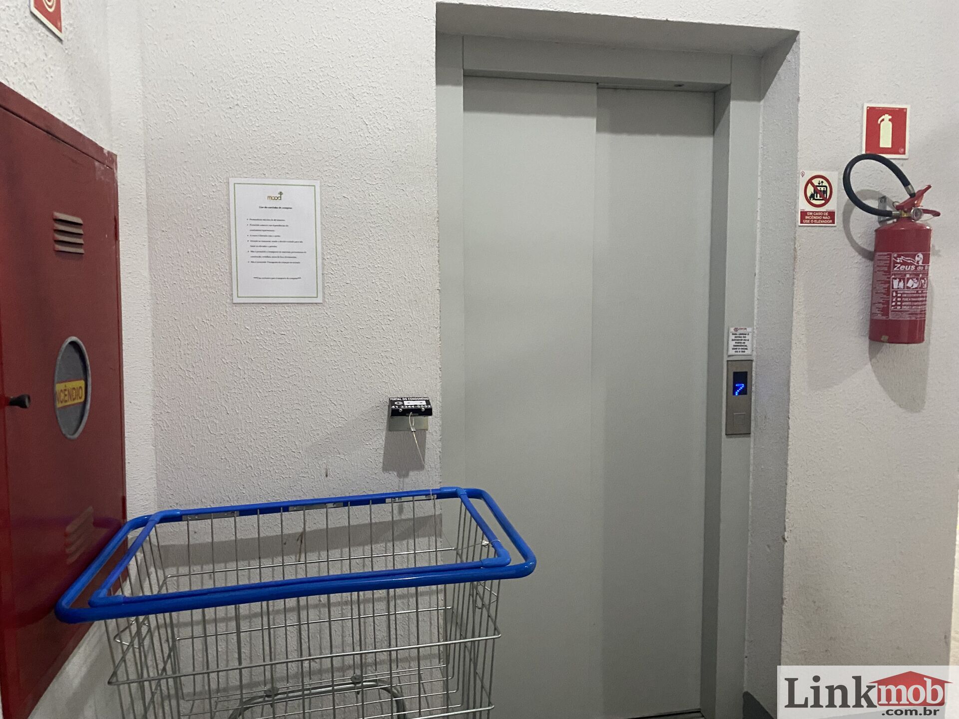 Apartamento à venda com 2 quartos, 72m² - Foto 46