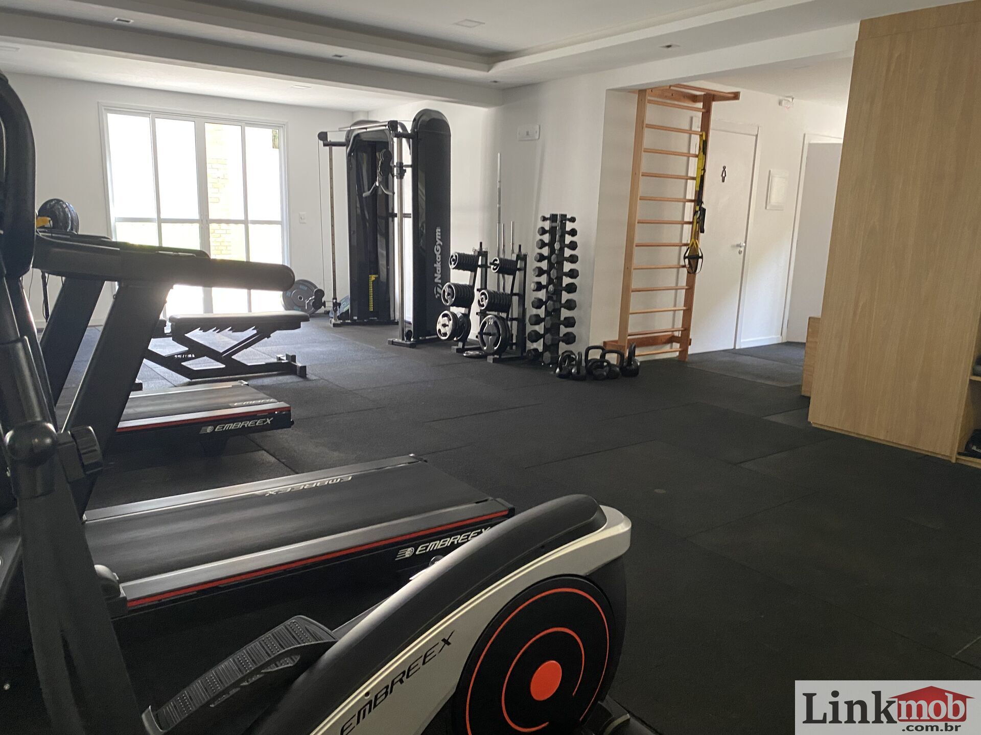 Apartamento à venda com 2 quartos, 72m² - Foto 22