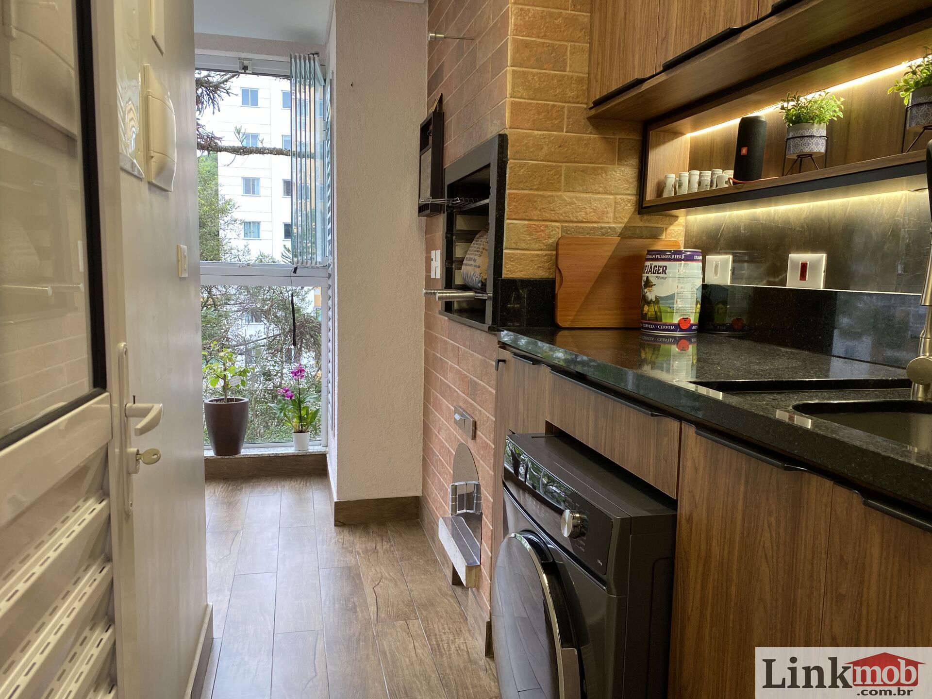 Apartamento à venda com 2 quartos, 72m² - Foto 2