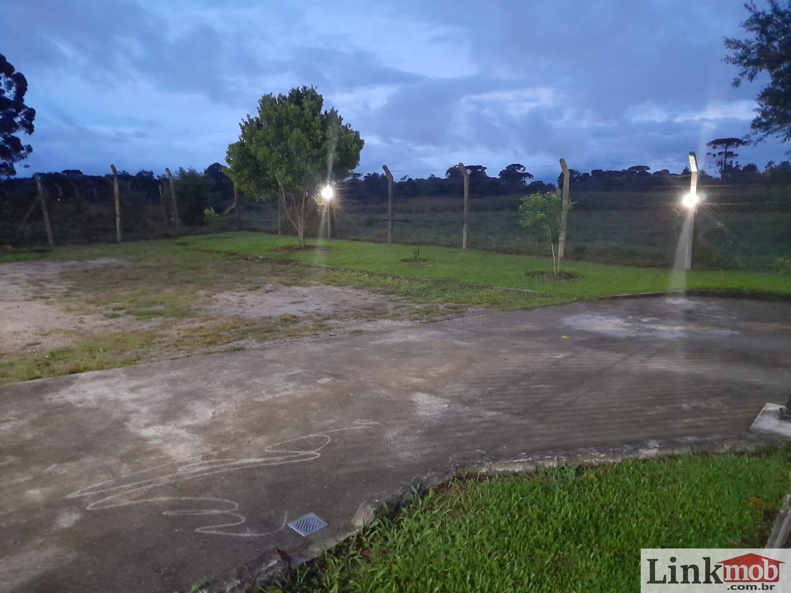 Chácara à venda com 8 quartos, 6500m² - Foto 10