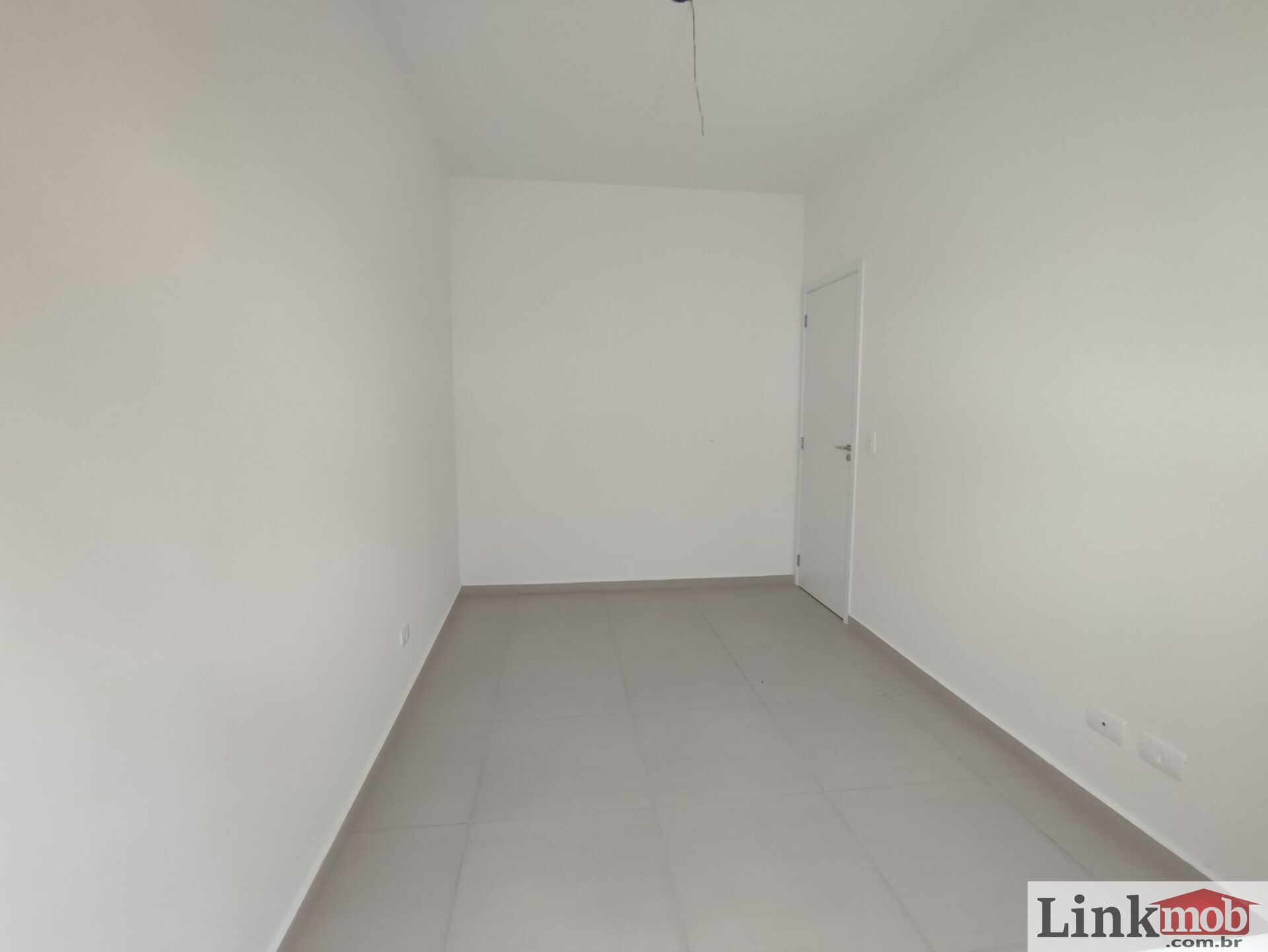 Apartamento à venda com 2 quartos, 62m² - Foto 11