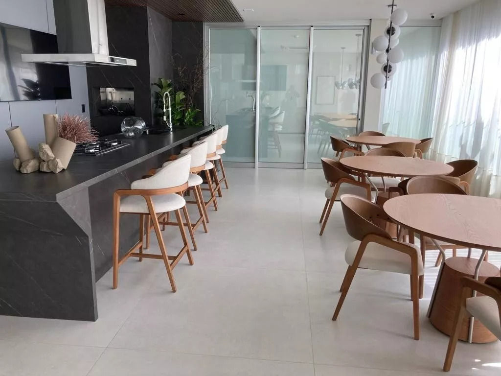 Apartamento à venda com 4 quartos, 140m² - Foto 26