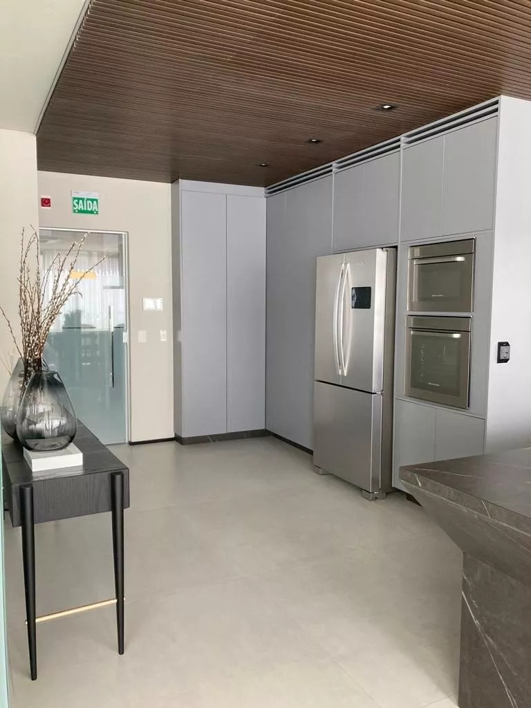 Apartamento à venda com 4 quartos, 140m² - Foto 22