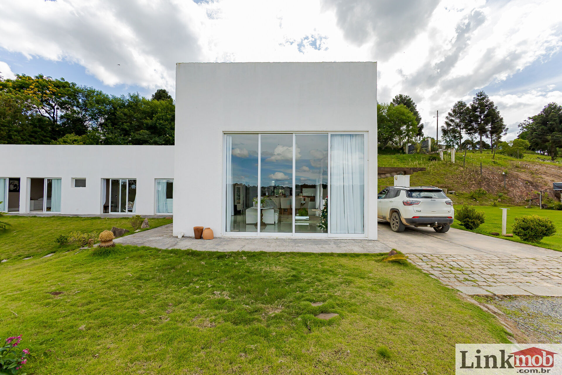 Casa à venda com 3 quartos, 300m² - Foto 7