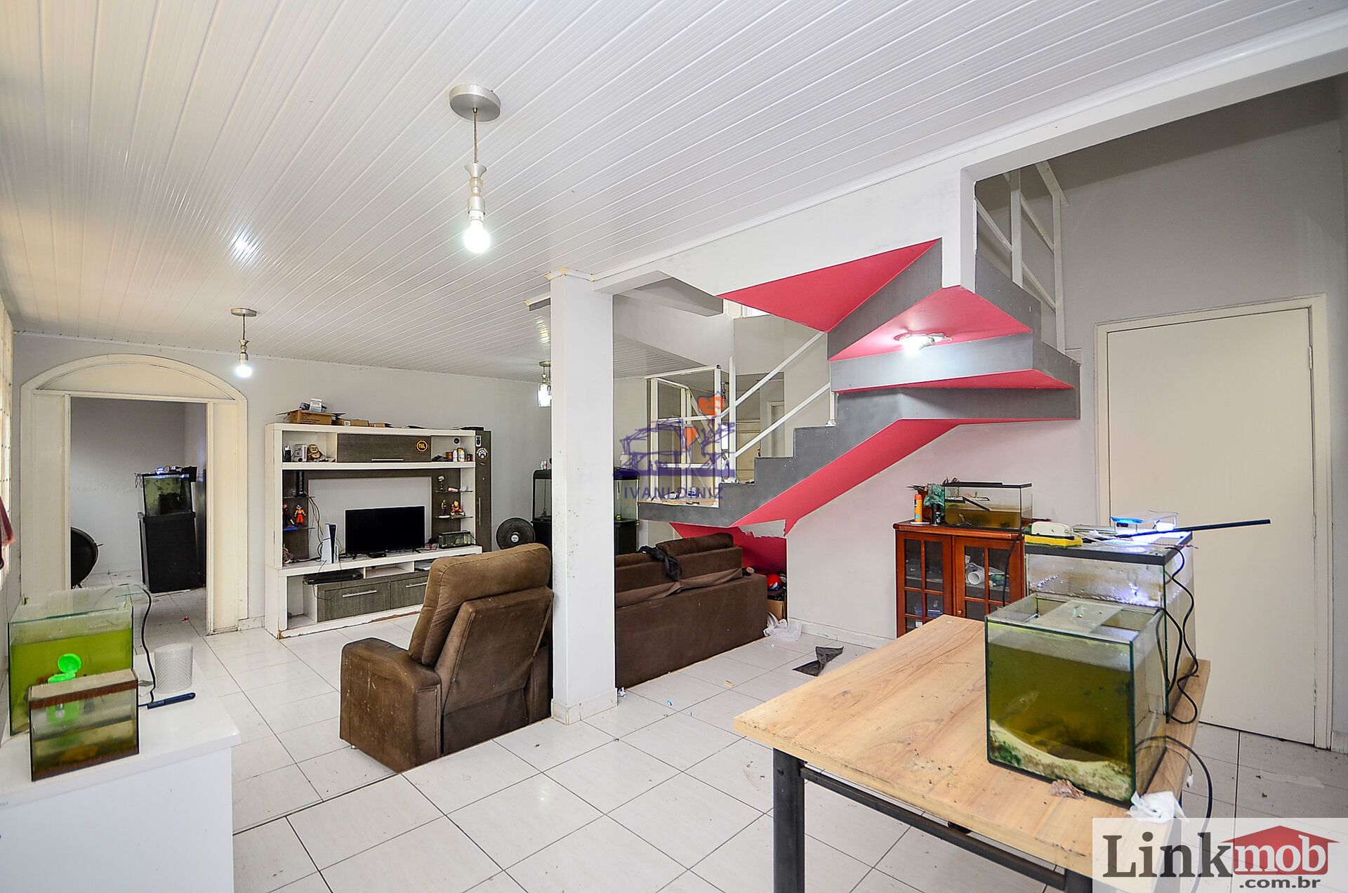 Casa à venda com 3 quartos, 181m² - Foto 9
