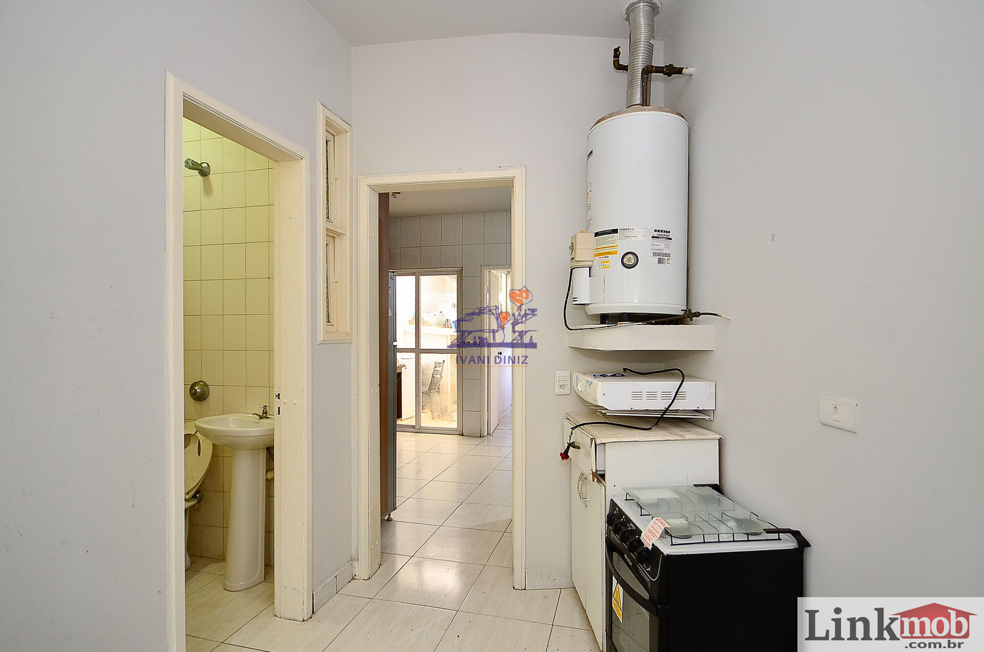 Casa à venda com 3 quartos, 181m² - Foto 18
