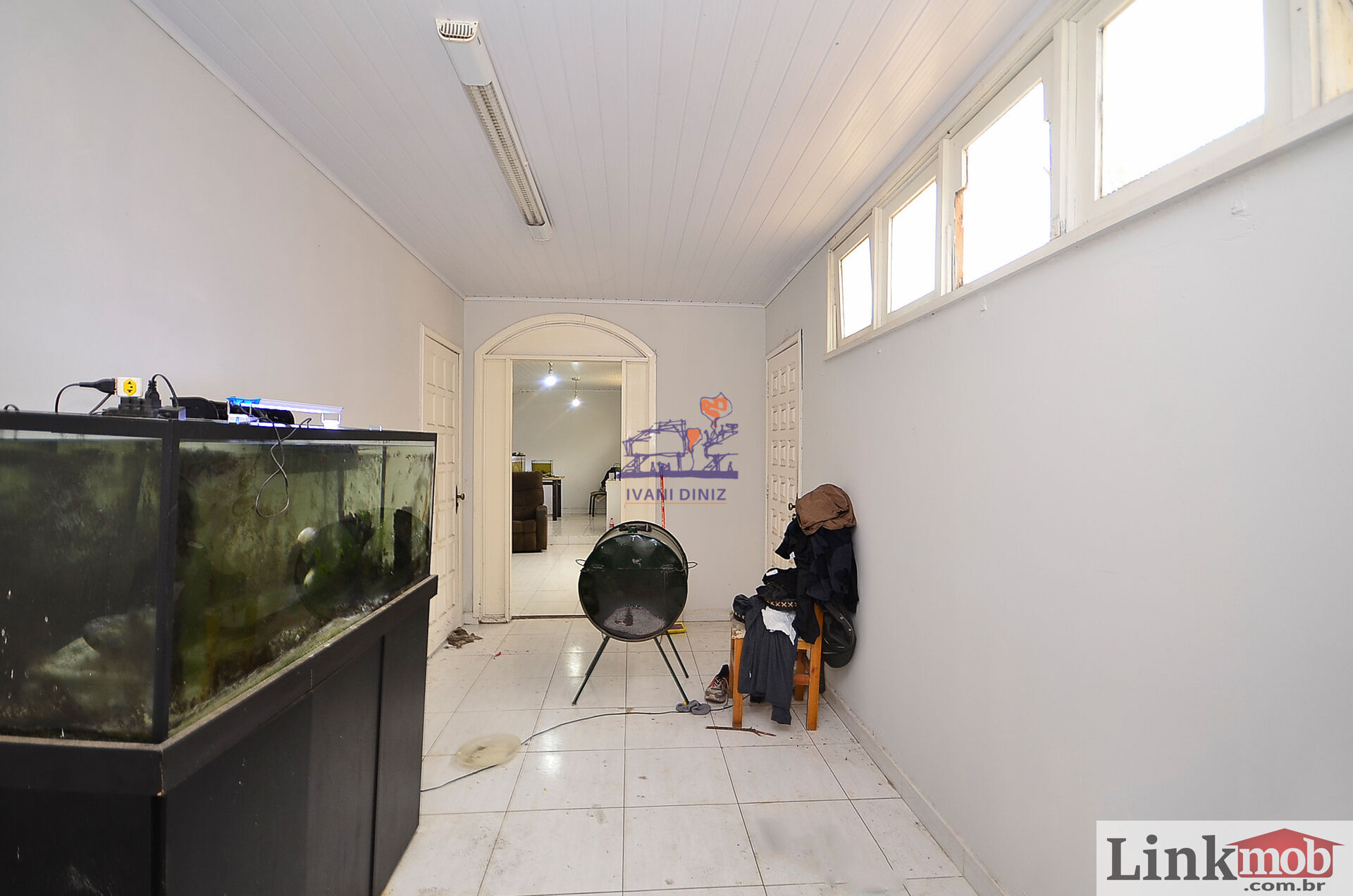 Casa à venda com 3 quartos, 181m² - Foto 11