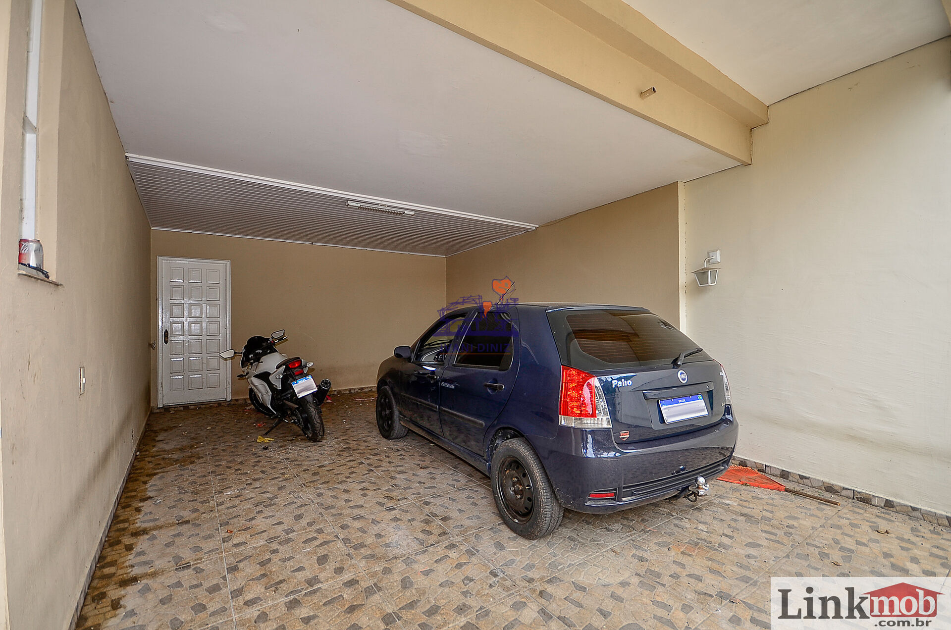 Casa à venda com 3 quartos, 181m² - Foto 3