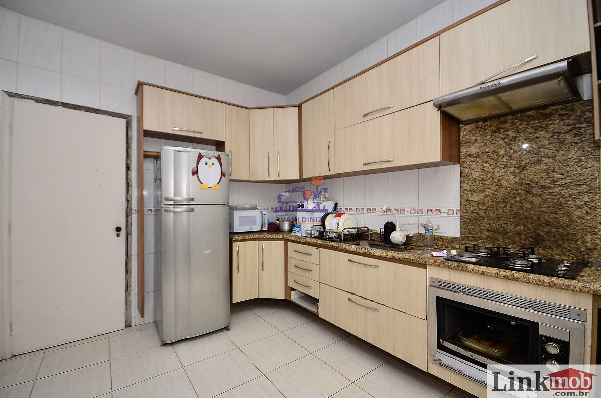 Casa à venda com 3 quartos, 181m² - Foto 13