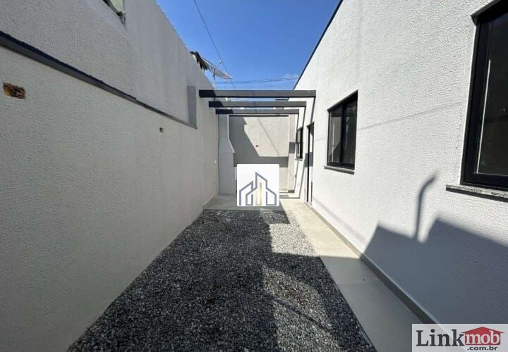 Casa à venda com 3 quartos, 62m² - Foto 7