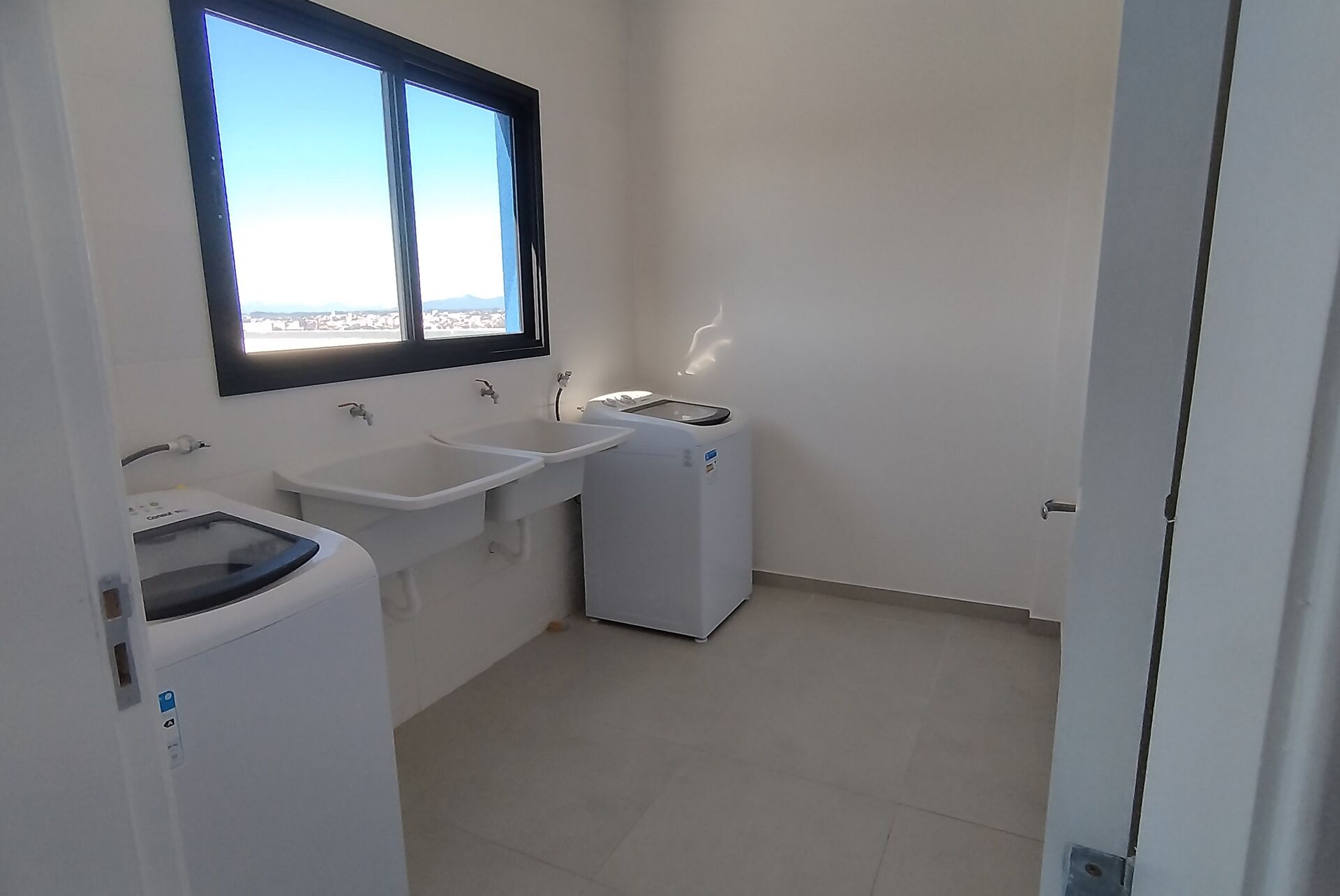 Apartamento à venda com 1 quarto, 28m² - Foto 8