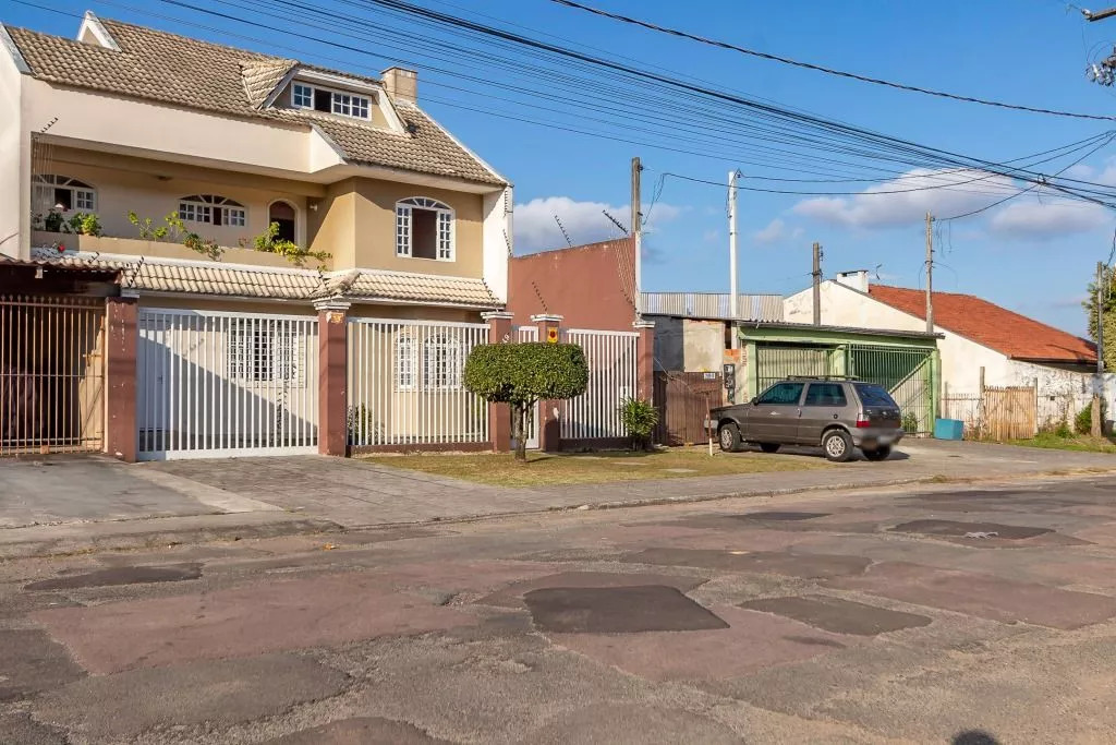 Casa à venda com 3 quartos, 270m² - Foto 3