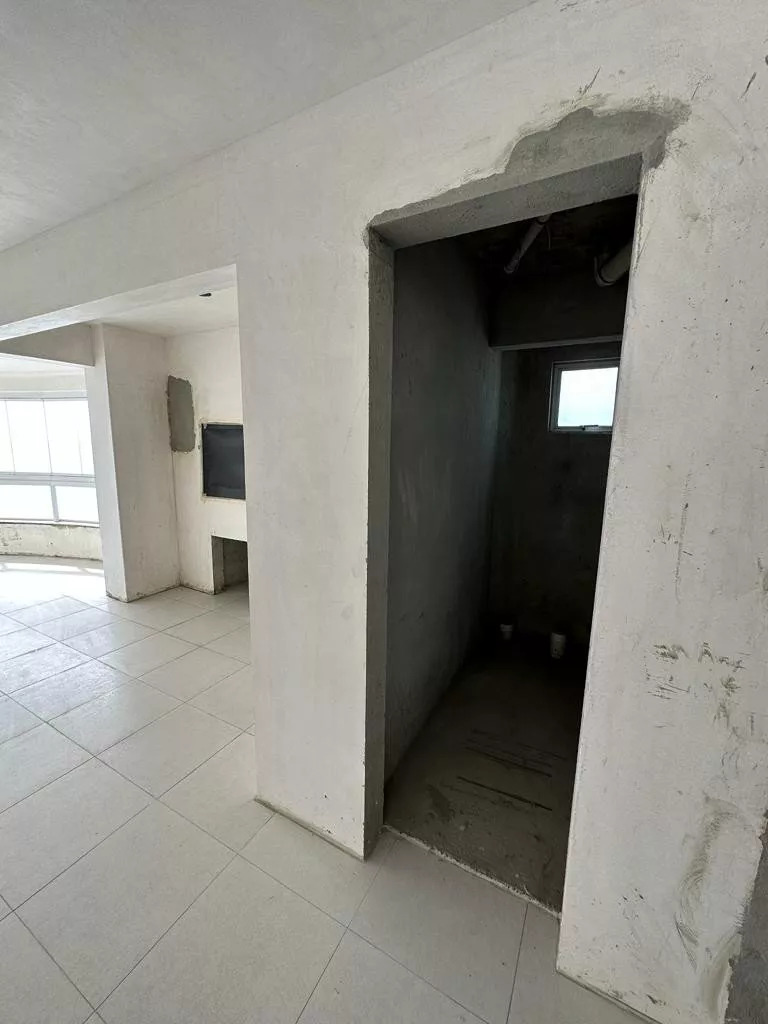 Apartamento à venda com 4 quartos, 192m² - Foto 28