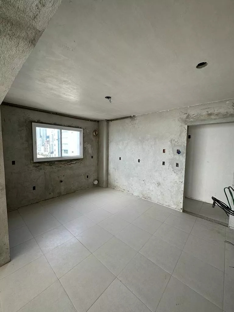 Apartamento à venda com 4 quartos, 192m² - Foto 23