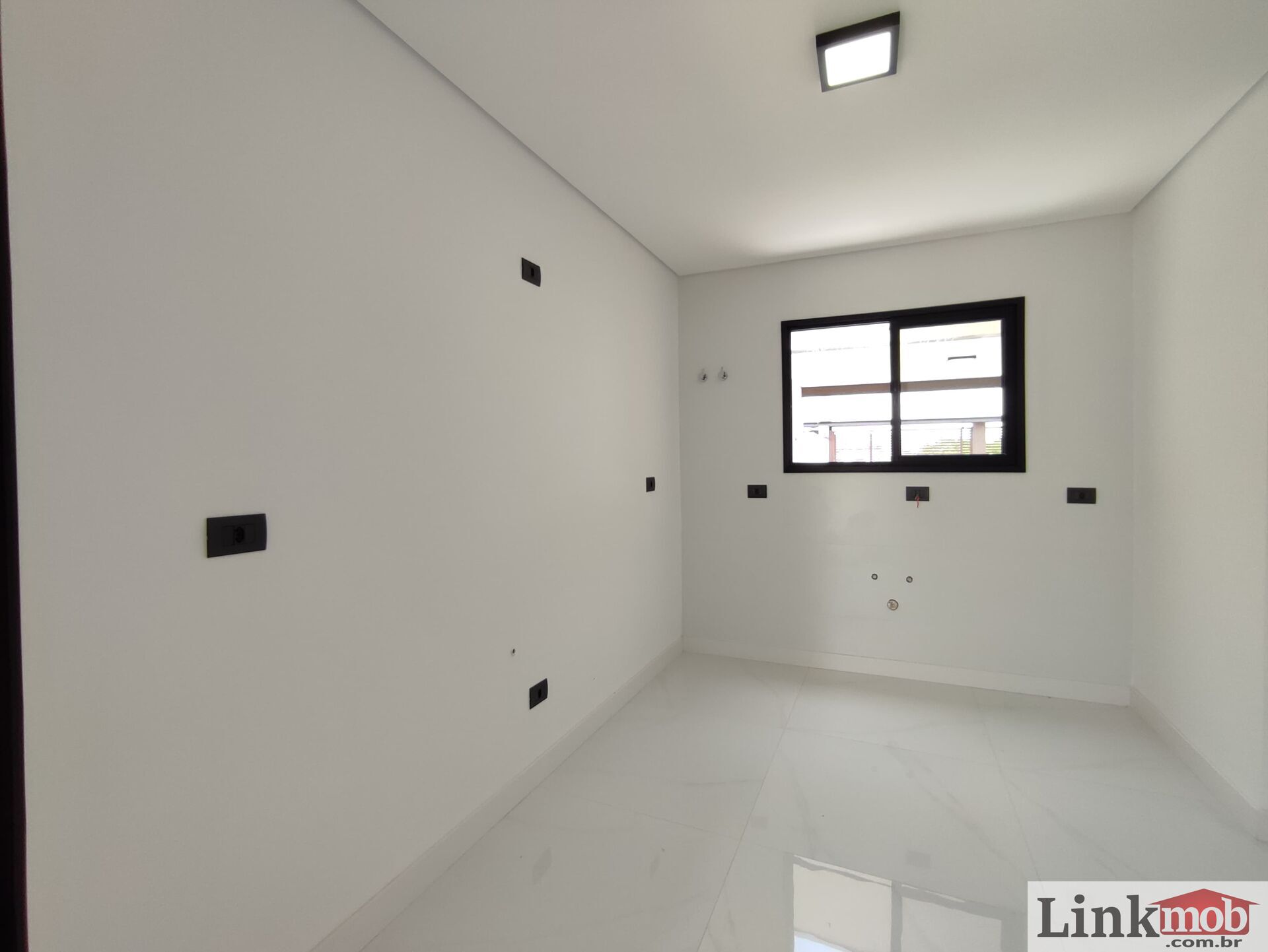 Casa à venda com 3 quartos, 118m² - Foto 8