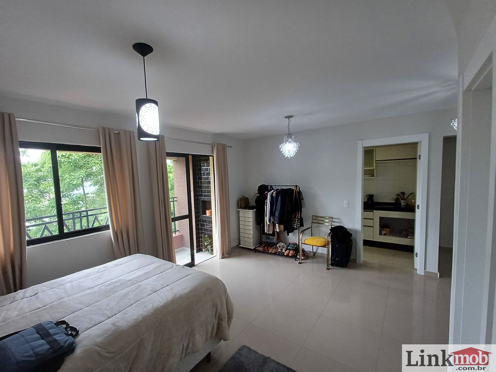 Apartamento à venda com 1 quarto, 42m² - Foto 28