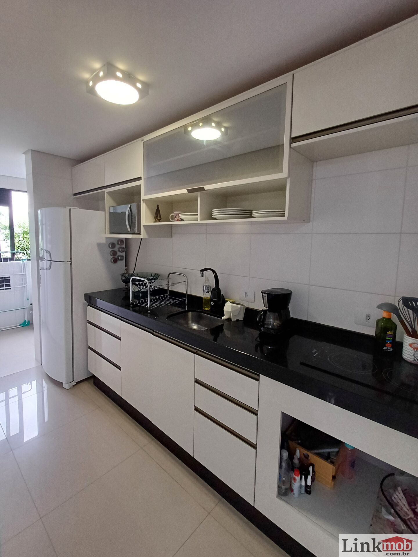 Apartamento à venda com 1 quarto, 42m² - Foto 35