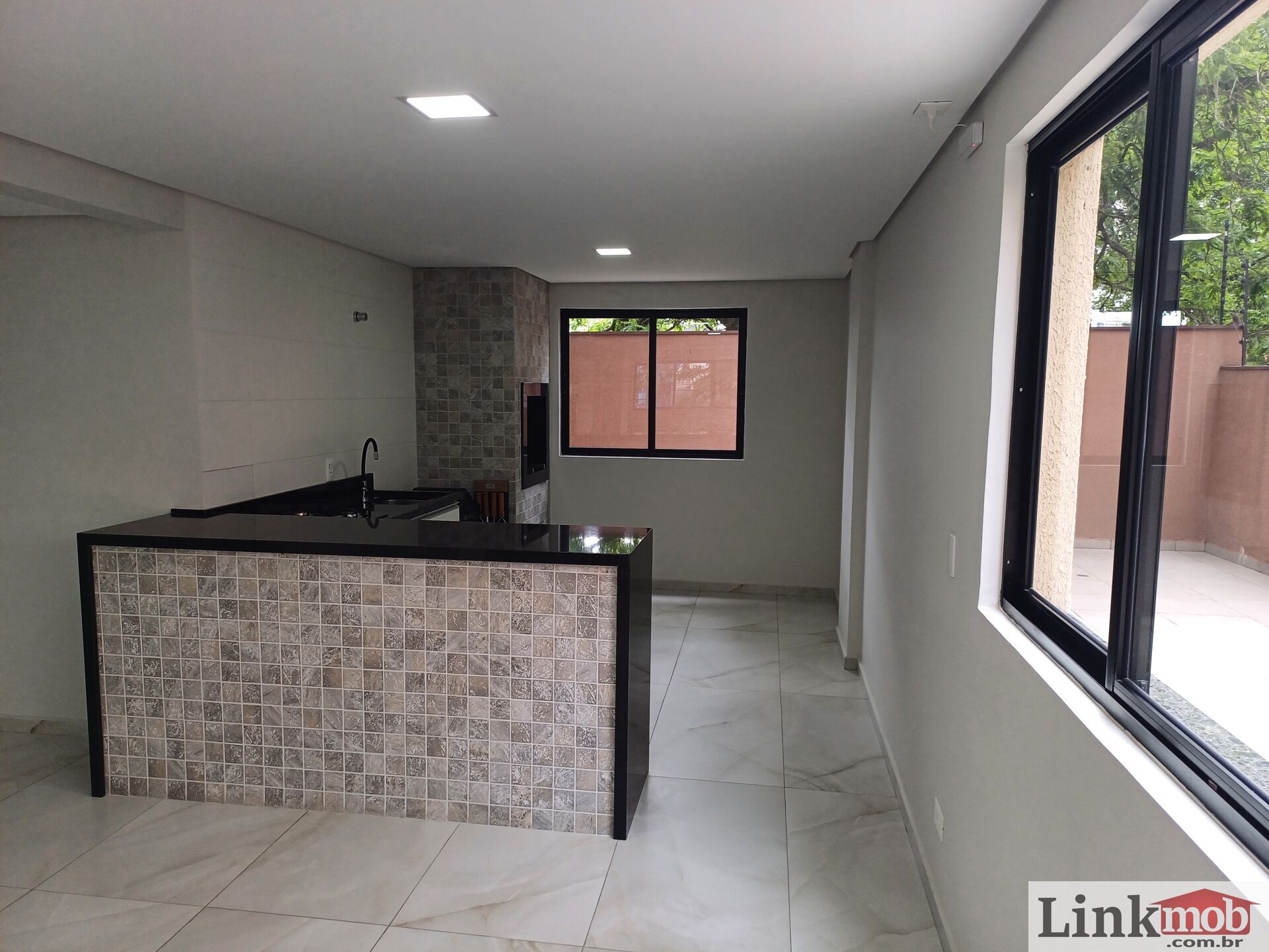 Apartamento à venda com 1 quarto, 42m² - Foto 12