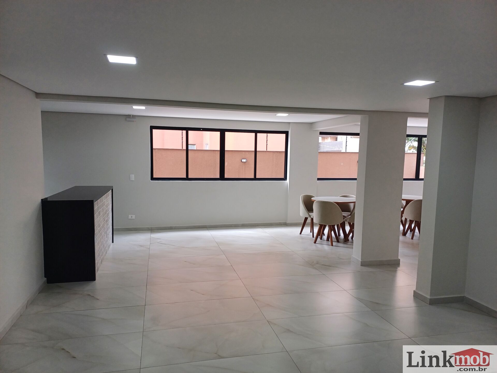 Apartamento à venda com 1 quarto, 42m² - Foto 16