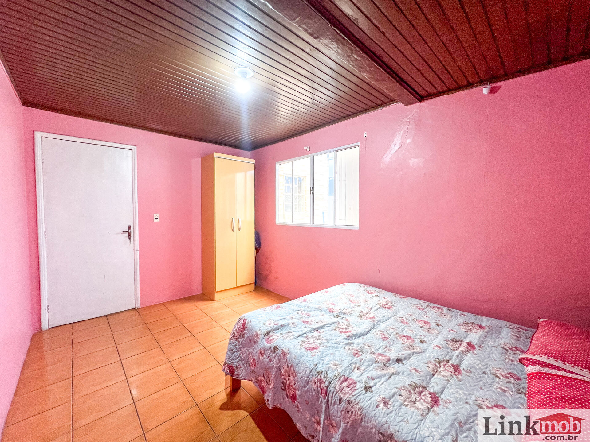 Casa à venda com 4 quartos, 200m² - Foto 37