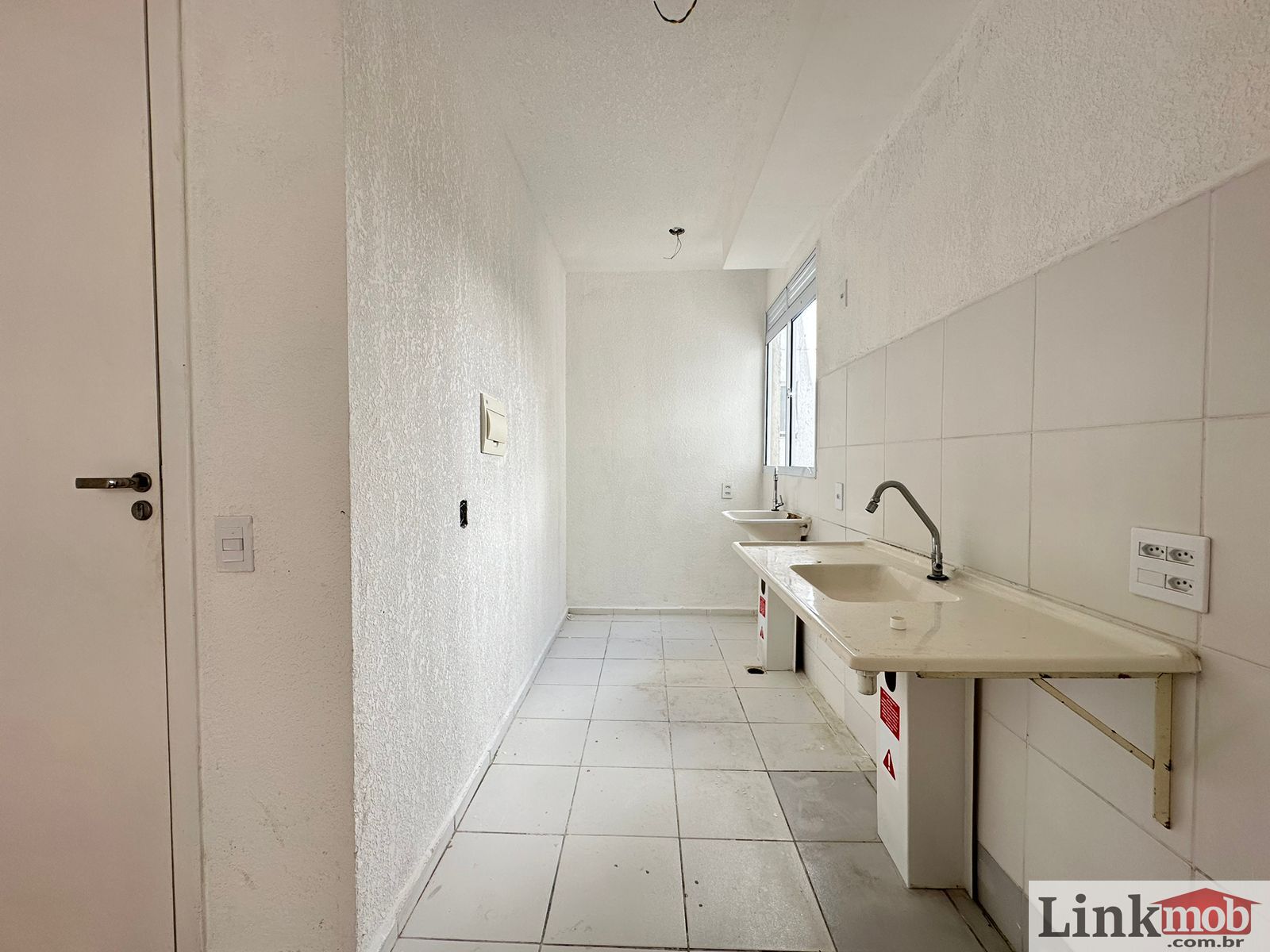 Apartamento à venda com 2 quartos, 44m² - Foto 17